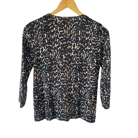 Talbots Petites Leopard Print Round Neck Pure Merino Wool Sweater - Picture 3 of 6